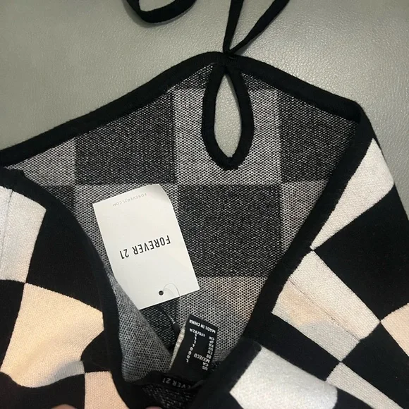 NWT Black and White Halter Checkered Top - Picture 6 of 7